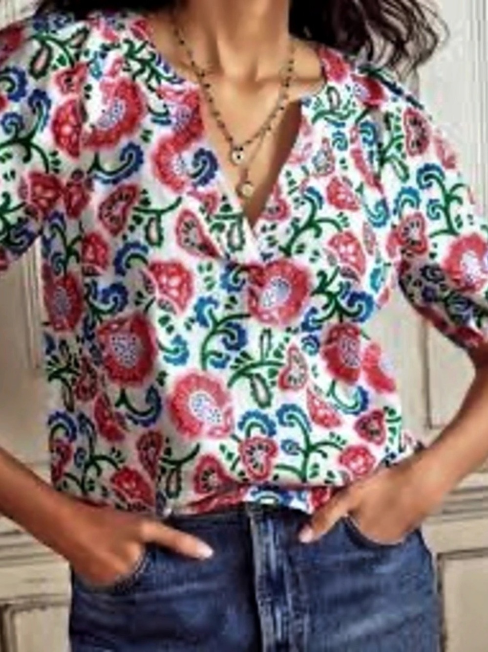 Boden Paisley V-Neck Blouse in White & Pink Size Large